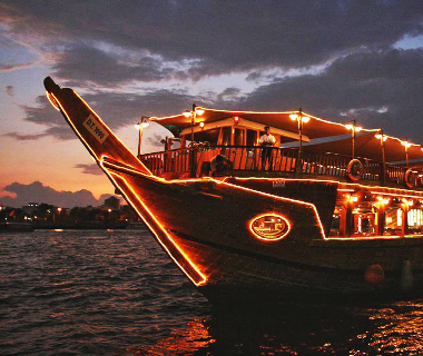 One-Day Dhow Cruise Musandam Tour from Dubai